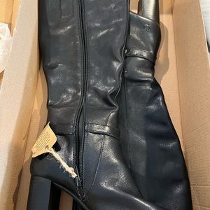 Born women’s boots